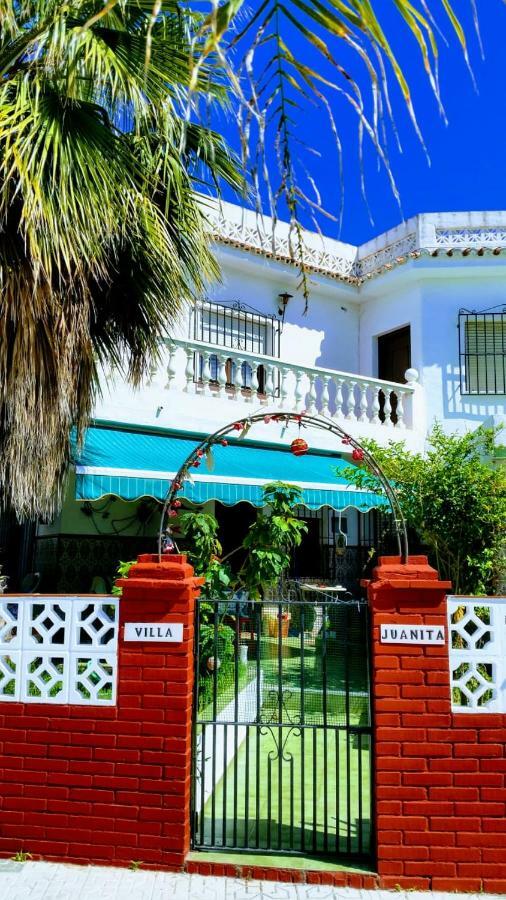 Chalet Frente Al Mar Juanita Nerja
